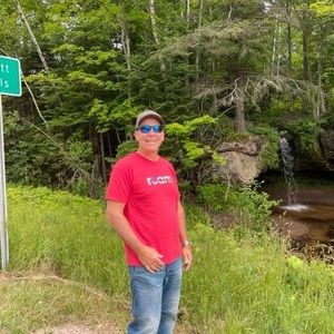 Meet your Posher, Scott